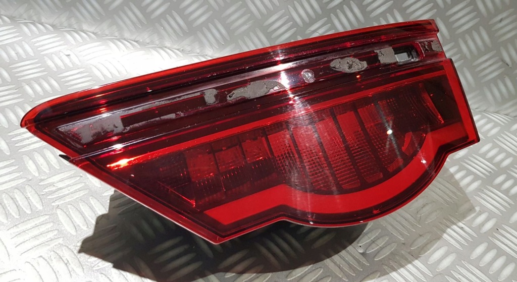 фото №8, Jaguar xf x260 kombi sportbrake лампа правый задняя крышки багажника правая задняя