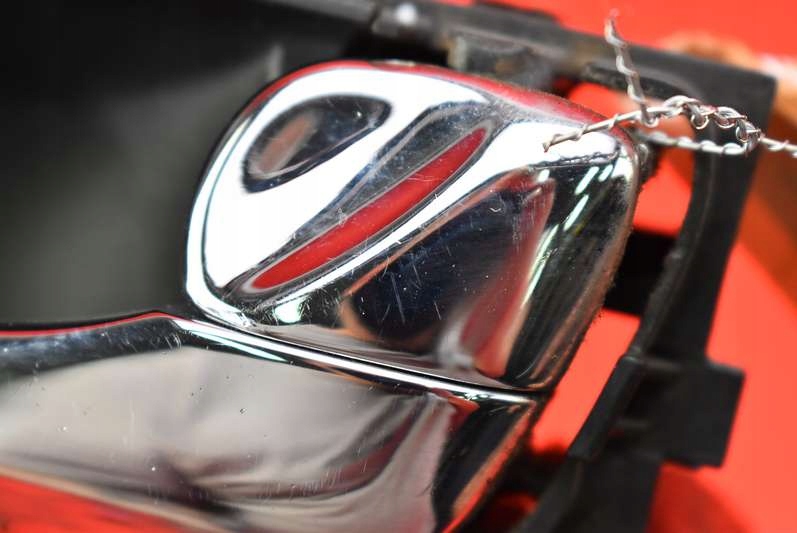 фото №7, Ручка внутренняя правая перед nissan maxima a33 00-05