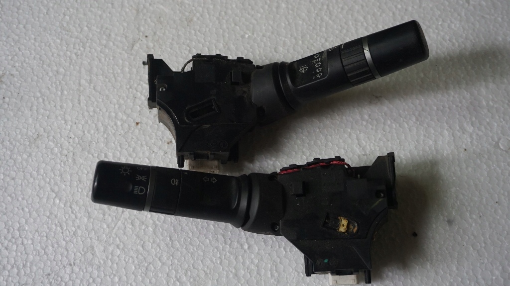 фото №1, Ford ranger переключатель świaeł рычаг ab39-13335-ca