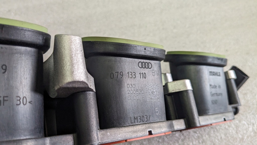 фото №6, M новый oryg коллектор всасывающий левый audi s6 rs4 rs5 rs7 a8 4.0 tfsi 079133340