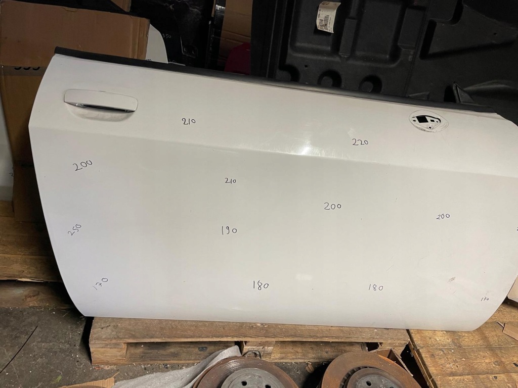 фото №1, Dodge challenger 2015-2024 дверь правое oem