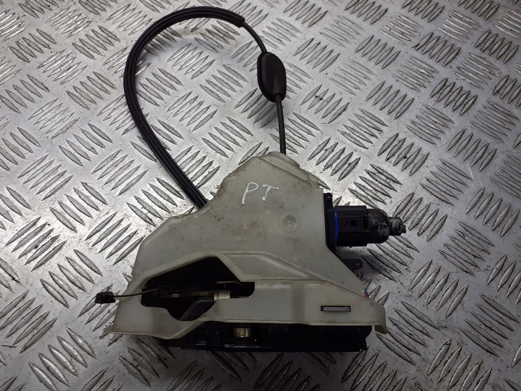 фото №1, Замок дверь правый задняя vw golf v plus 6pin 7l0839016