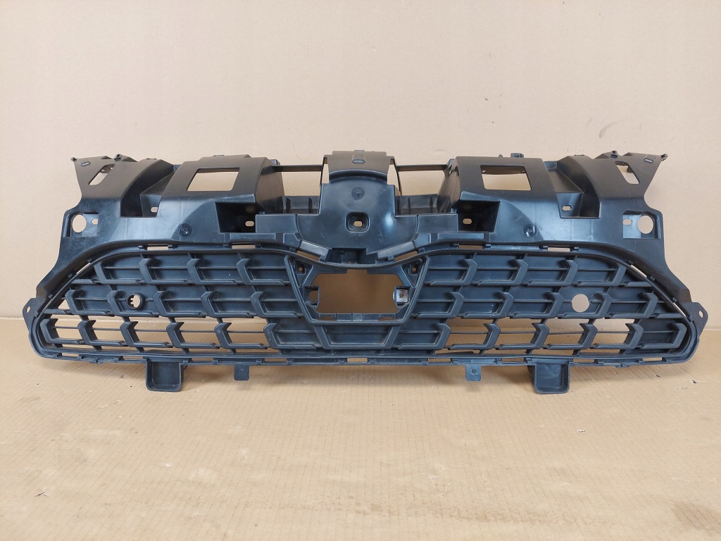 фото №1, Toyota yaris cross 2020- решётка радиатора решётка радиатора радиатора 53111-0db20 53101-0db30