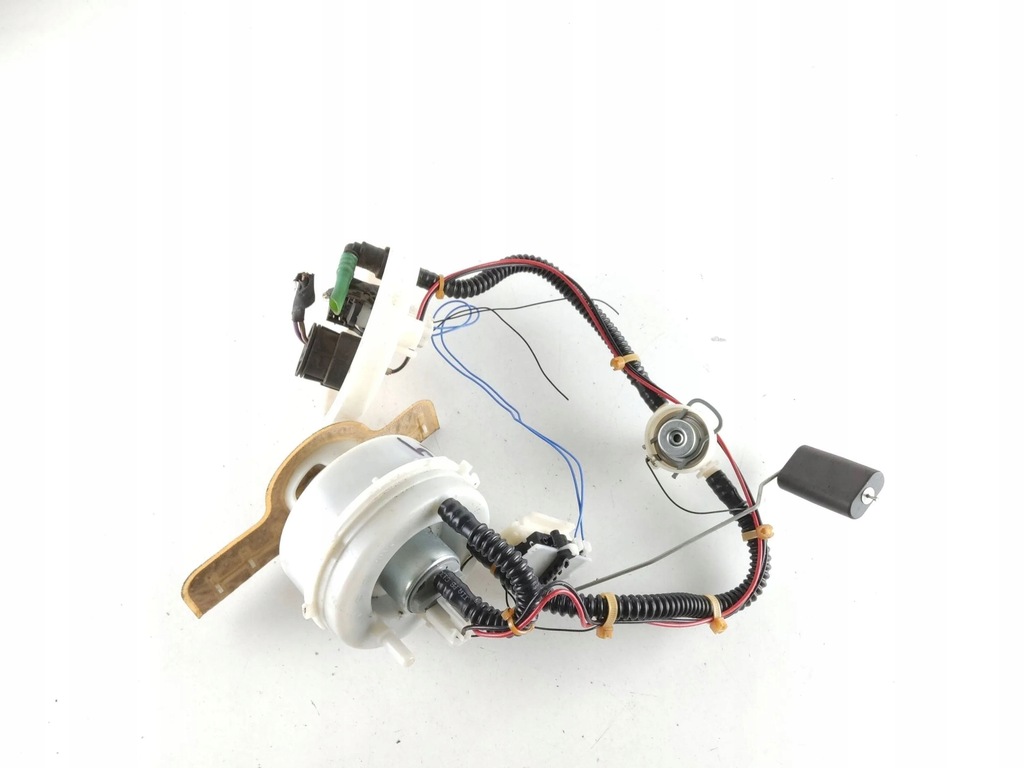 фото №1, 2012 bmw 6 f12 f13 насос пального