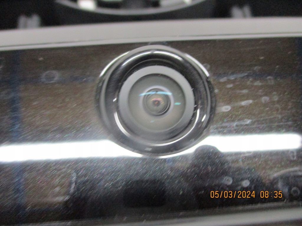 Бампер vw touareg 760 r-line 23r рестайлінг  6pdc камера ксенон передній Недорого