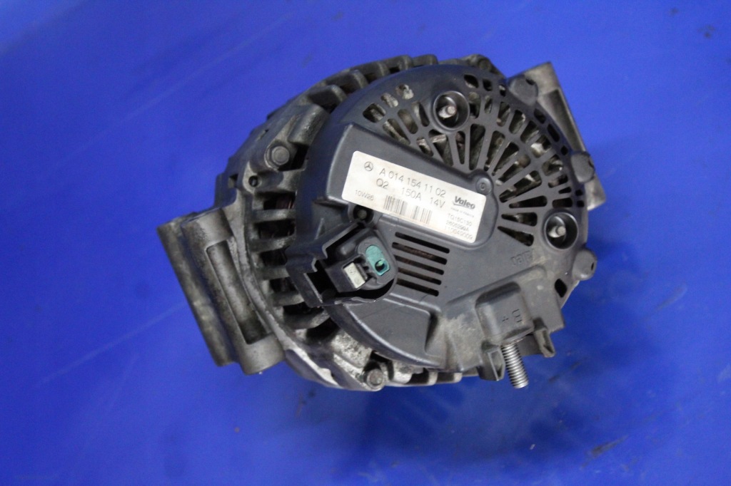 Генератор mercedes w204 a0141541102 Цена
