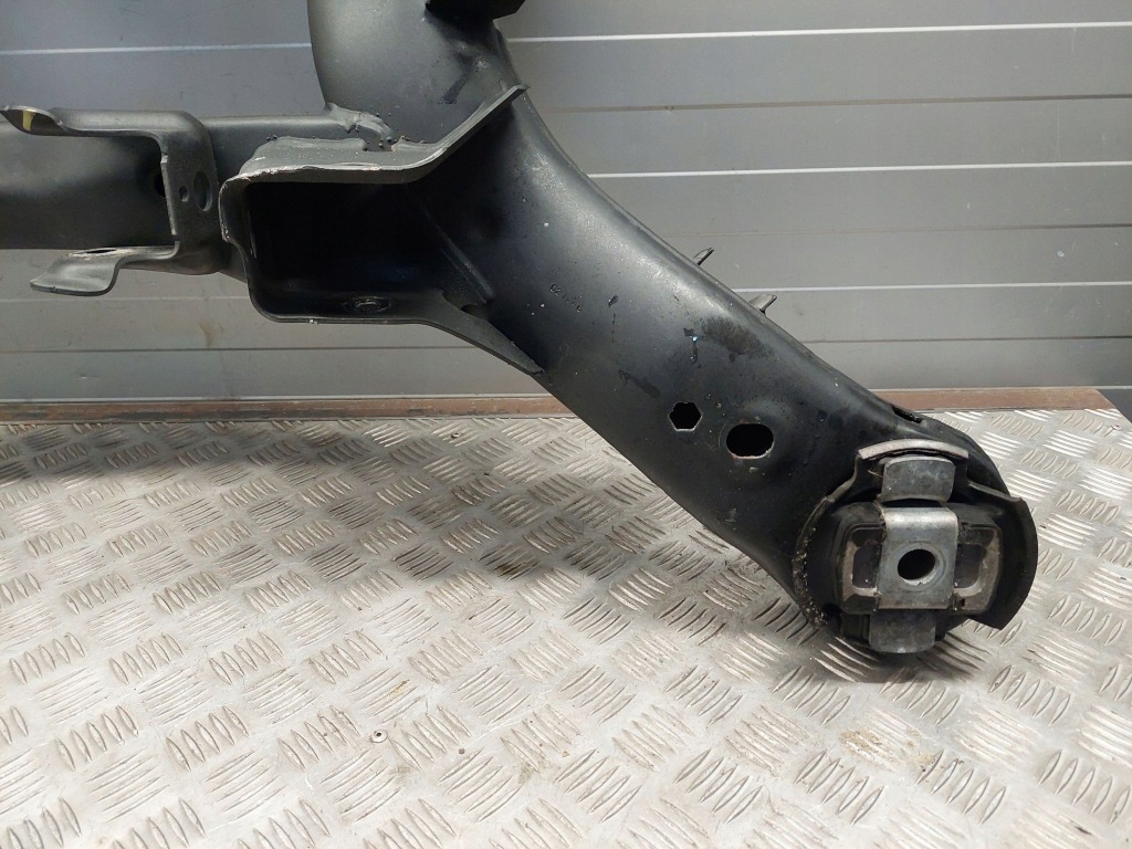 Купити Mercedes-benz gl x166 a1663503100 перед підрамник задні