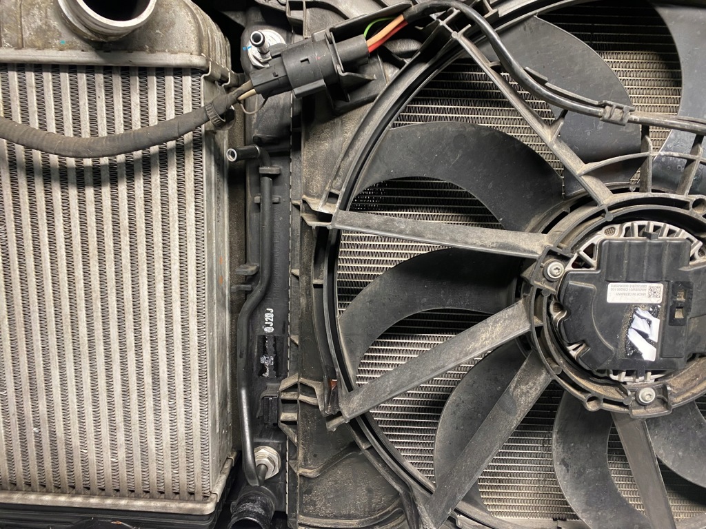 фото №6, Pas передній радіатор балка hyundai santa fe iv crdi 18-22 автоматична коробка передач