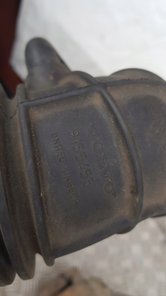 фото №11, Volvo v70 2.4 t шланг воздуха труба 9155453