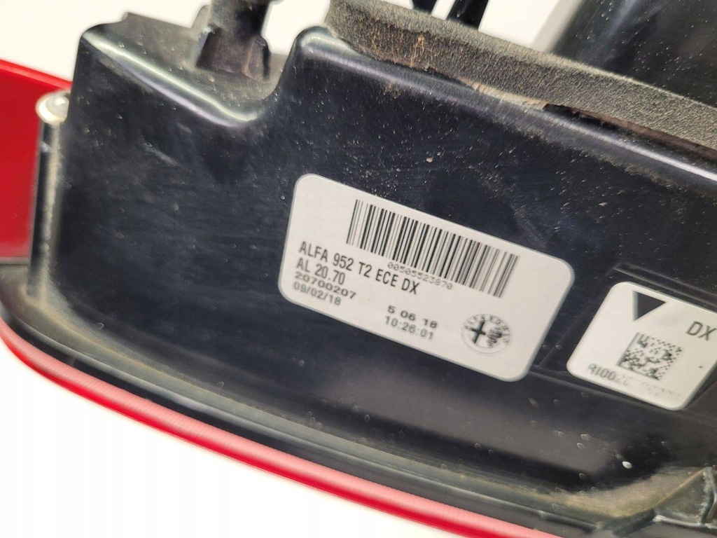 фото №9, Лампа задняя правая сторона alfa romeo giulia 952 2017 20700207