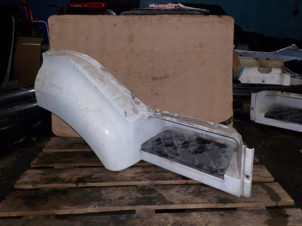 Купить Подножка кабины renault premium левый 5010225085d