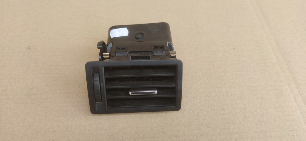 фото №1, Ford kuga mk1 2.0 tdci решётка обдув