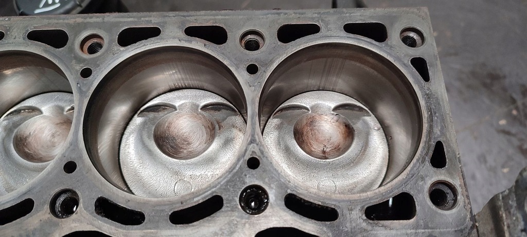 фото №6, Блок dół двигуна bad vw golf iv 1,6 fsi