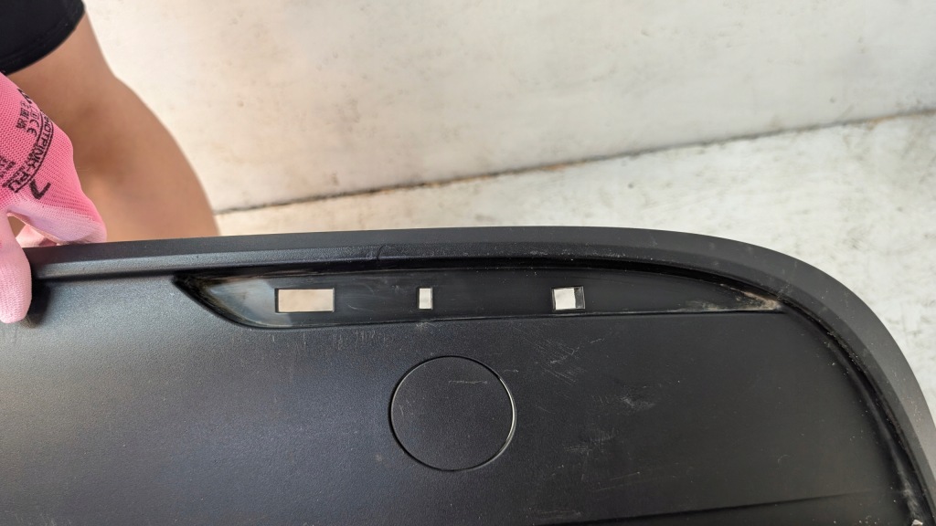 Tesla model y 20- спойлер дифузор накладка бампера задня 1494006-00-b Оригінал