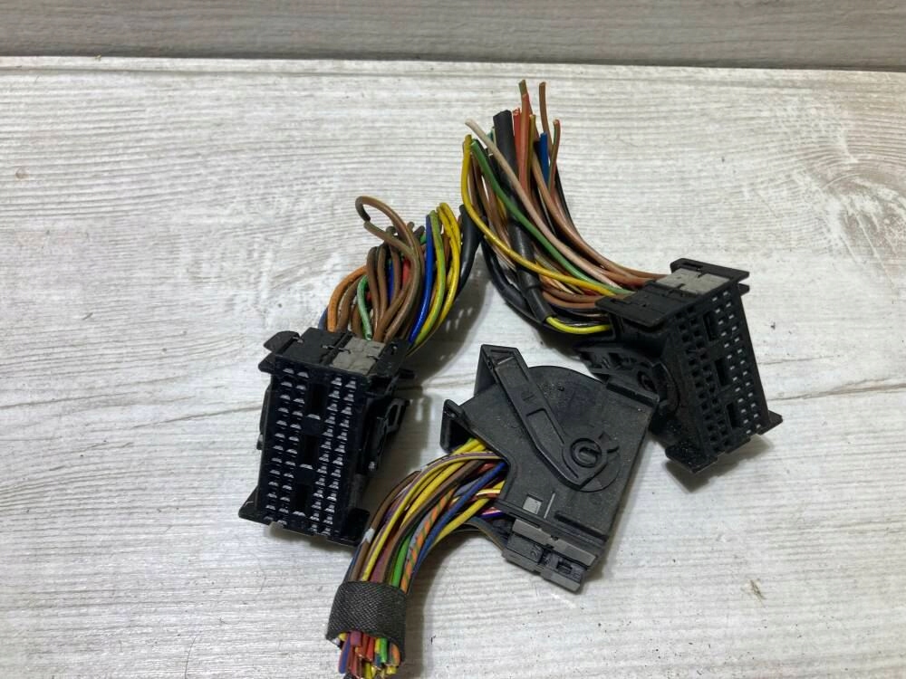 Купити Штекер колодка bmw 967287