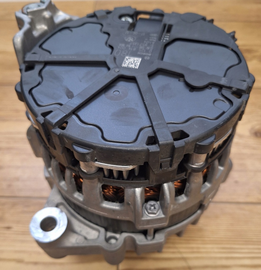 Генератор rp bosch 180a bmw 1 f21 lci 3 f30 lci f31 lci f34 gt lci g20 g Доставка