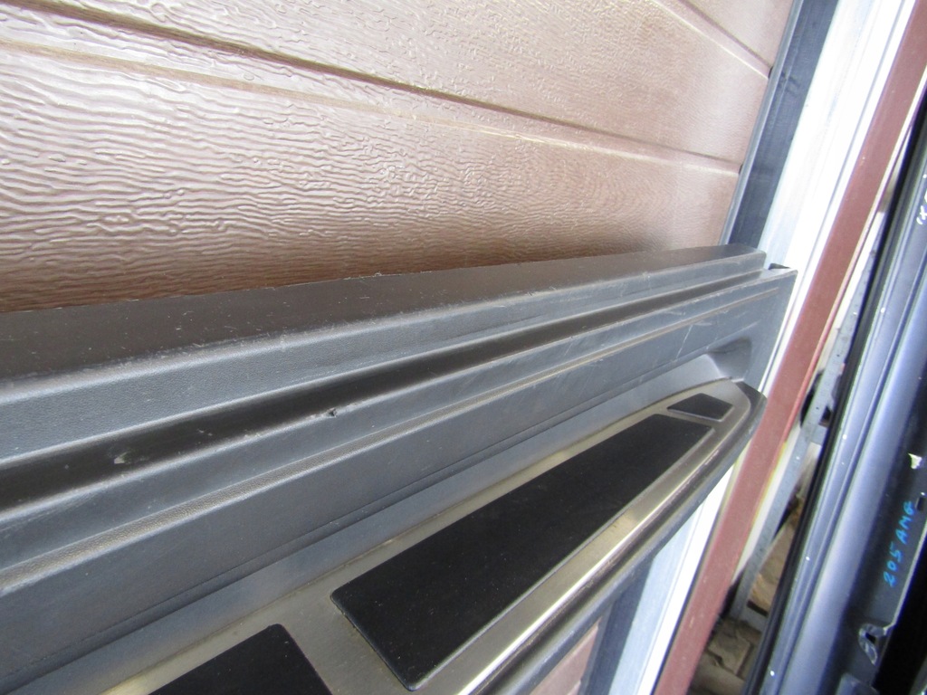 фото №8, Молдинг порог правая ssangyong korando c200 sport