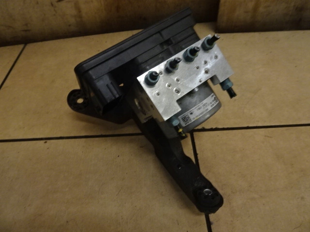 фото №1, Насос abs bmw 2 f45 f46 6880547 6880546