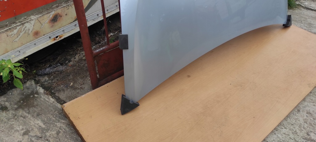 Кришка двигуна капот renault master od 2014 model ph2 колір 640 651009963r Ціна