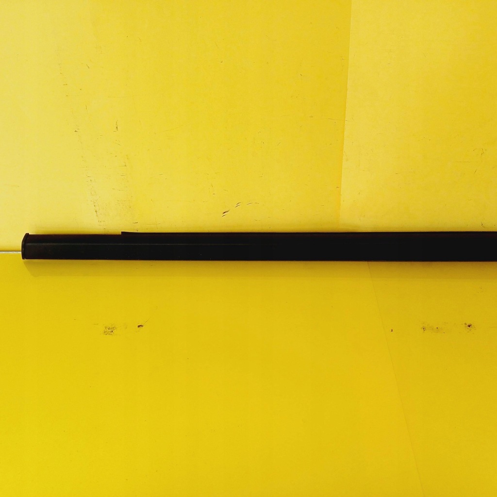 фото №2, Молдинг уплотнитель правый задняя renault scenic grand ii 5 дверь nr287