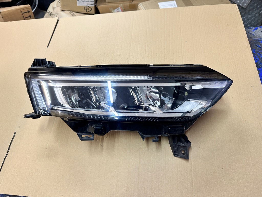 фото №1, Лампа full led koleos ii 260104431r