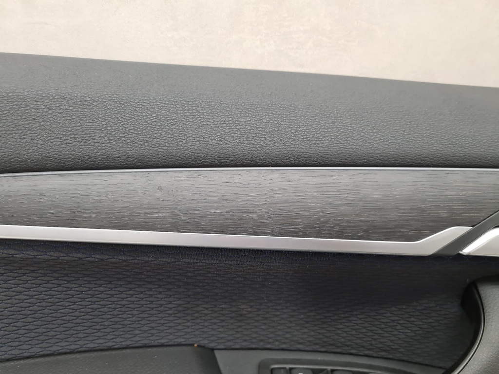 фото №11, Bmw f39 середина сидіння заднє сидіння тунель обшивки оббивка