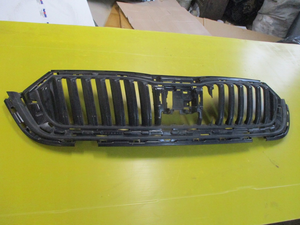 фото №1, 3333/43 решітка передня решітка skoda octavia iv