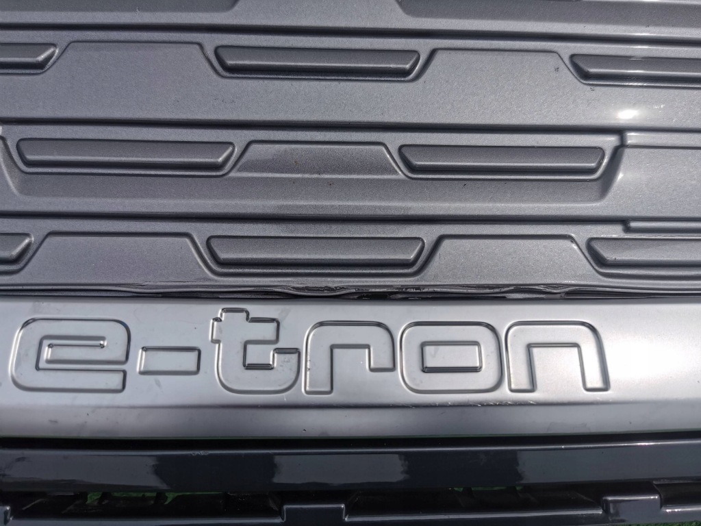 фото №8, Решітка радіатора решітка радіатора рамка бампера audi q4 e tron 89a org.