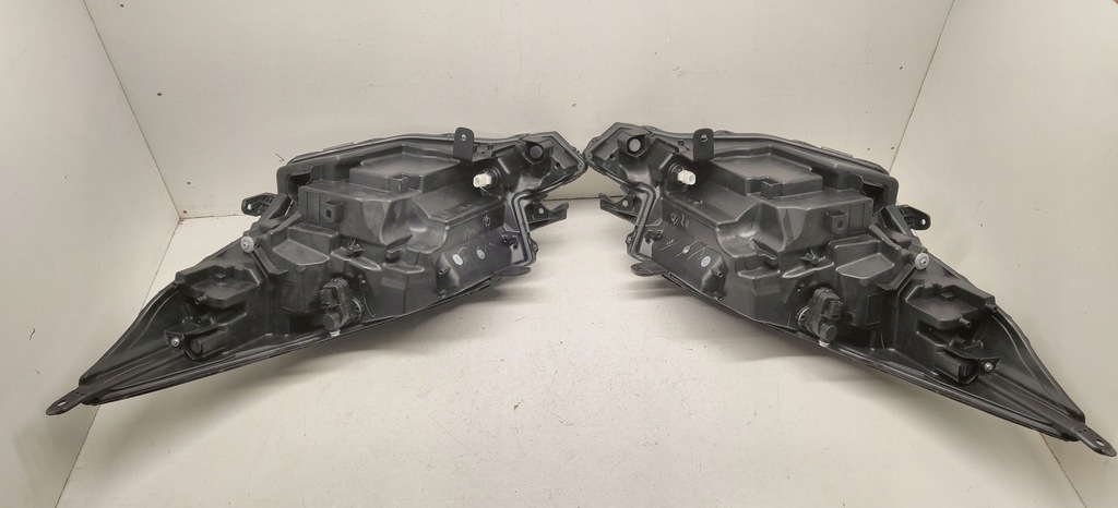 фото №10, Комплект лампа перед toyota aygo x 21- full led 0h-33