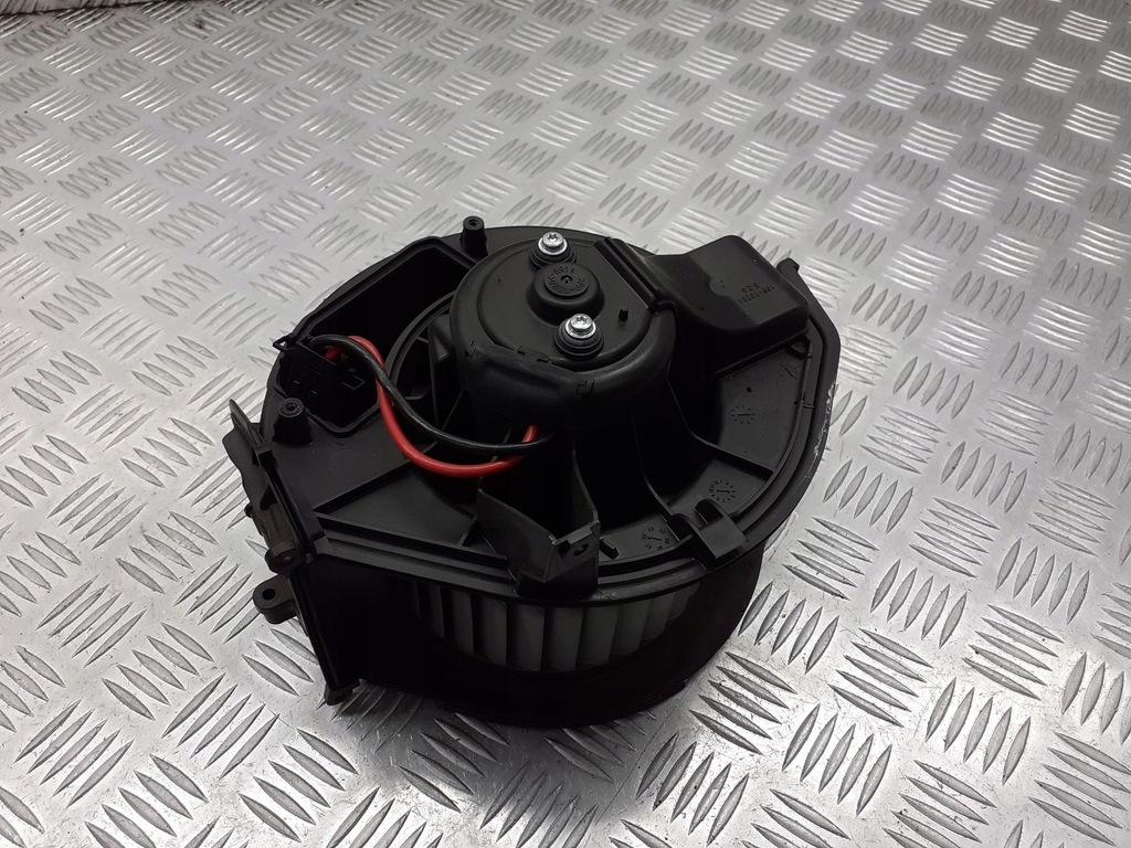 фото №1, Вентилятор обдув audi a6 c6 2.7 tdi