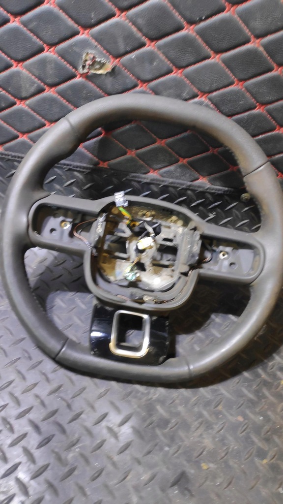 фото №1, Воздуховод citroen c5 aircross 98223644zd