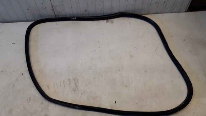 фото №1, Bmw 2 f45 прокладка дверь правый перед