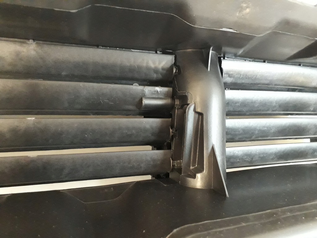 фото №8, Повітропровід повітря жалюзі ford kuga 2017- lift