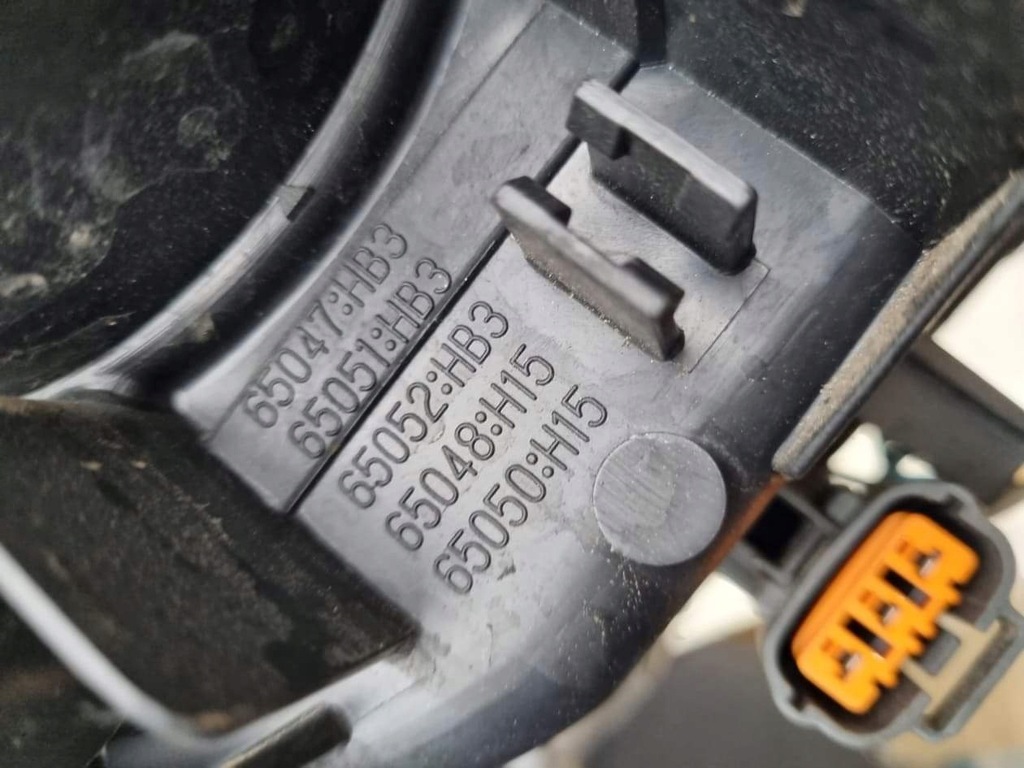 фото №7, Mazda оригінальний номер d10e-51030 лампа передня