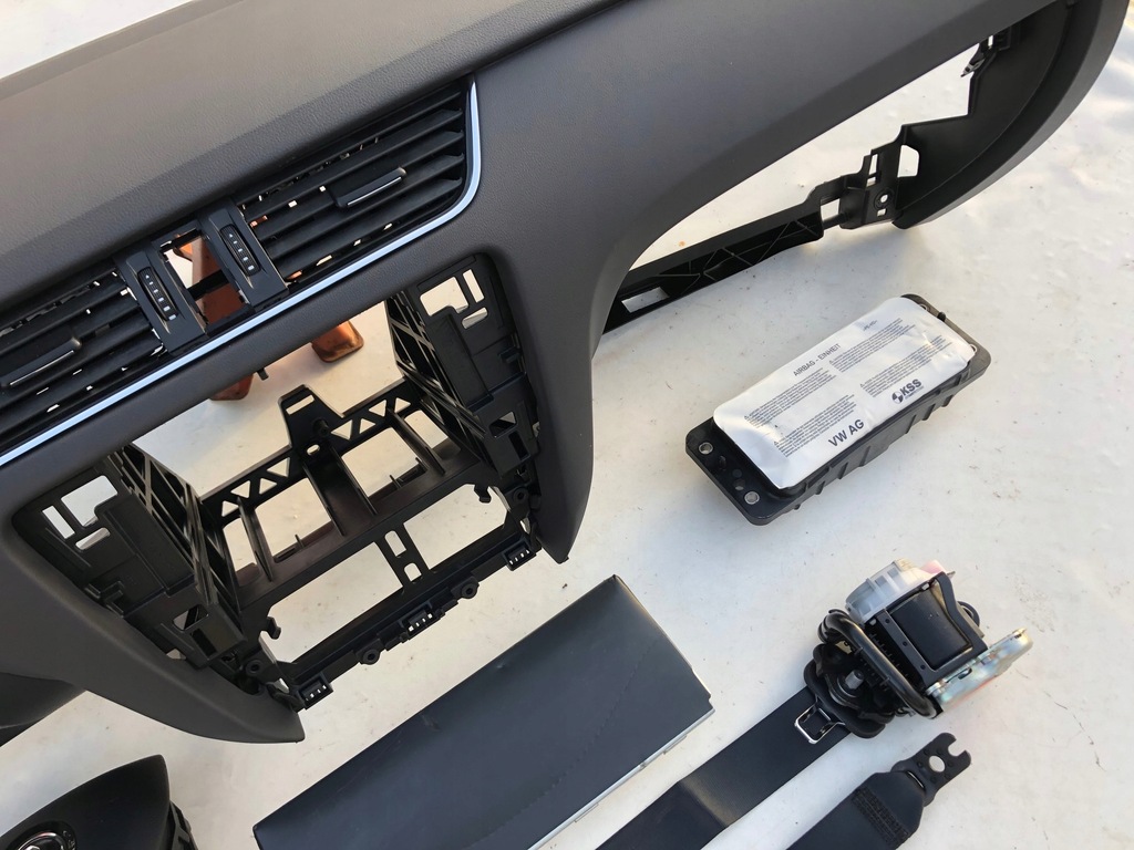 фото №5, Skoda octavia 3 iii панель приладів панель приладів консоль подушки безпеки