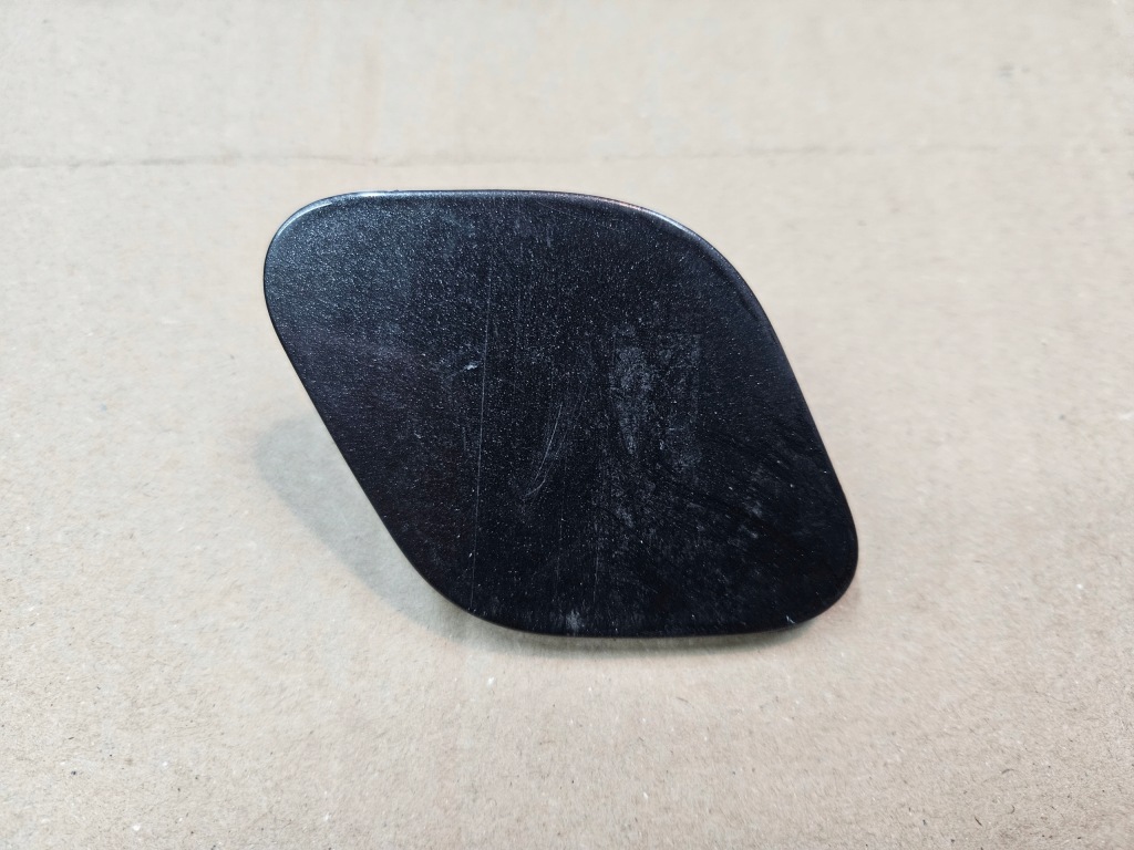 фото №1, Toyota verso 09-12 заглушка бампера правая 1g3