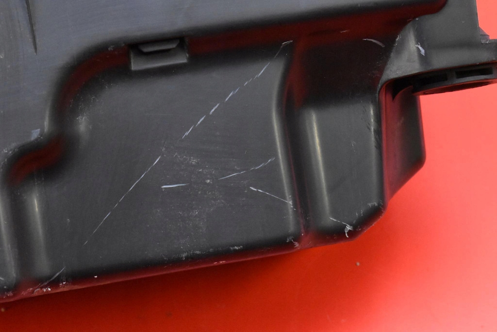 фото №9, Корпус фільтра повітря p51n-133ay mazda mx5 mx-5 4 iv d 2.0 160 km 15-18