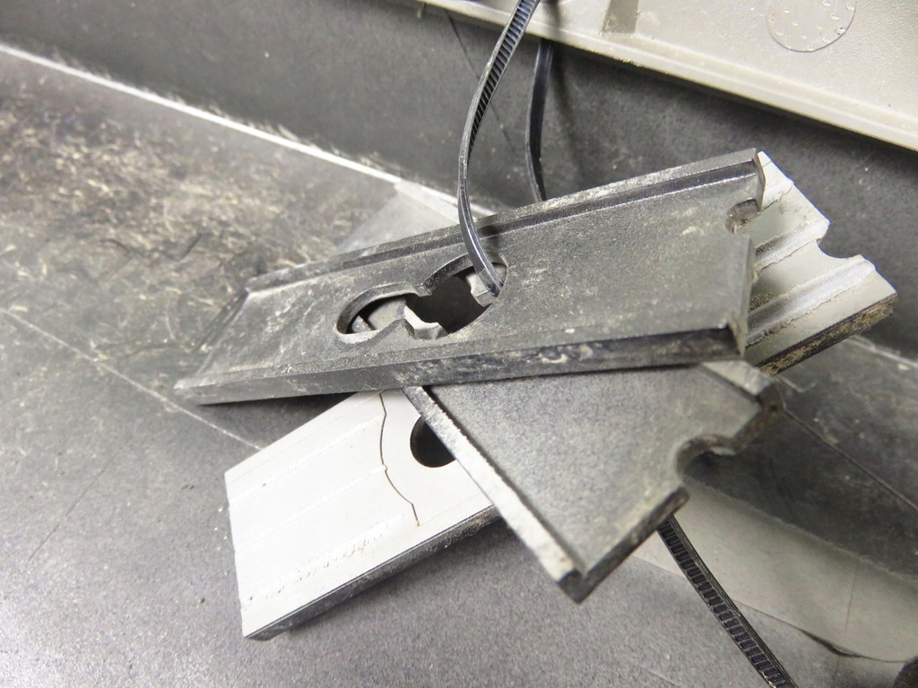 фото №6, Накладка кришки volvo s80 i