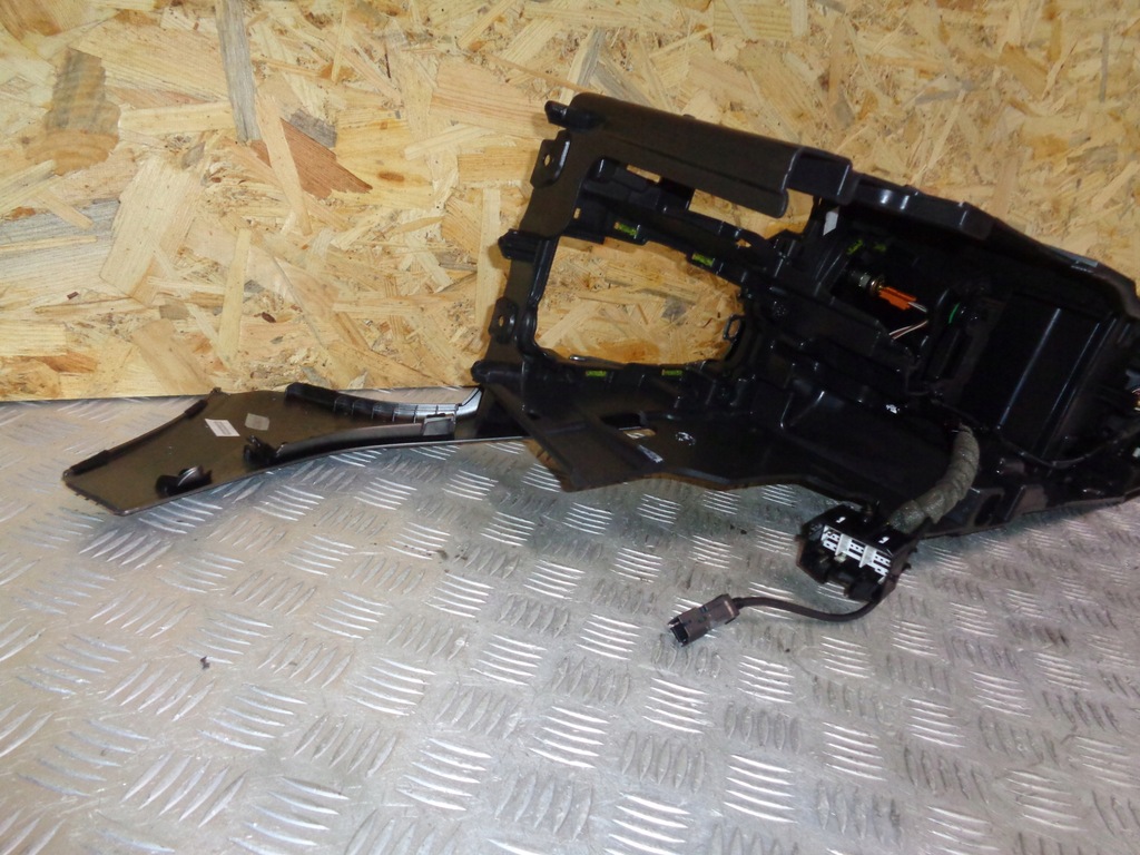 фото №9, Туннель средний подлокотник ford focus mk3 iii 2010-