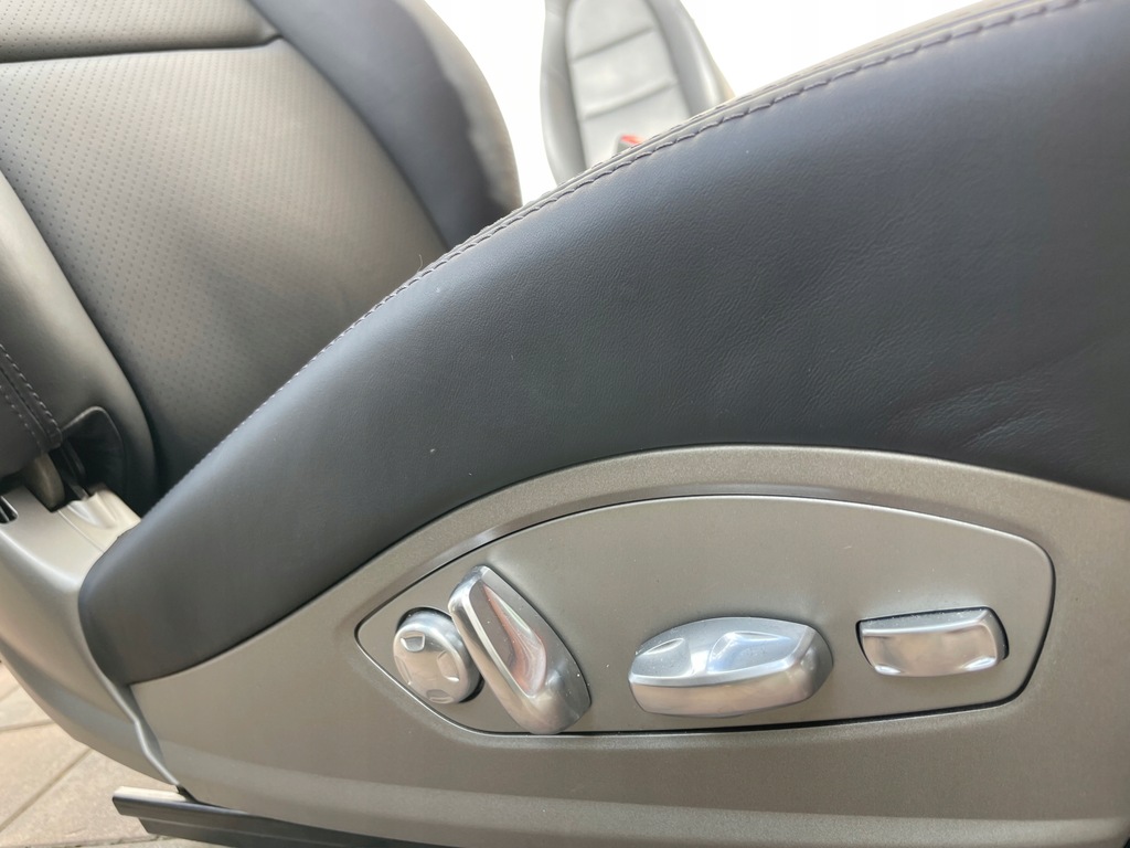 фото №6, Porsche cayman boxster 718 982 сиденья обшивки подлокотник салон кожа