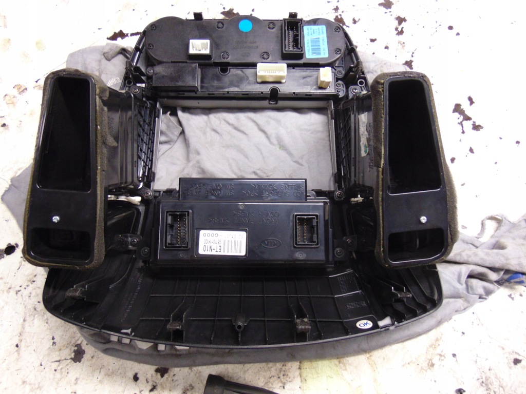 фото №10, Середня решітка обдув панель обдув кондиціонера kia ceed sw i 2006r- eu