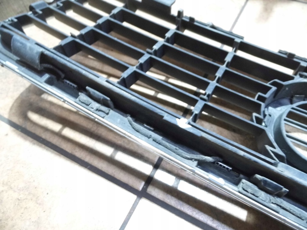 фото №9, Audi a4 b6 02' решётка радиатора решётка радиатора 8e0853651