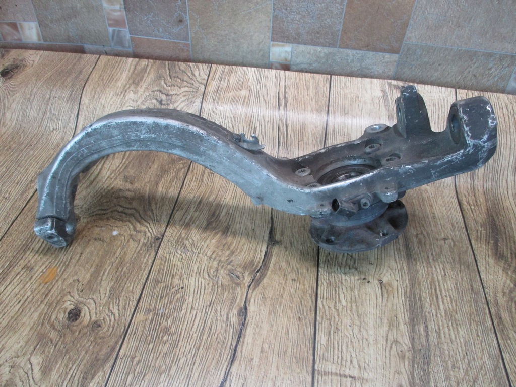 фото №5, Audi s6 c6 5.2 поворотный кулак правая передняя 4f0258