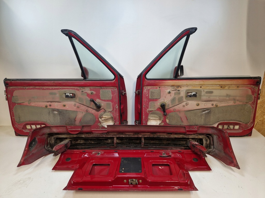 Vw golf 1 i кабриолет  бампер перед задний  крышка багажника дверь лампа перед молдинг порог Цена