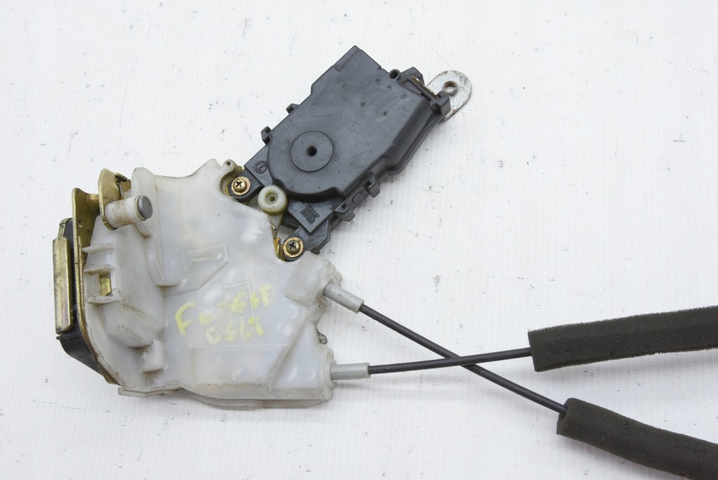 фото №4, Subaru forester 06r замок дверь правый левый задняя 2pin