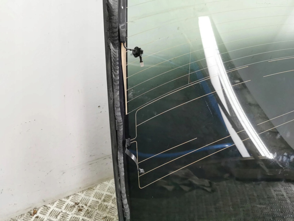 фото №9, Tesla model 3 2022 скляний люк