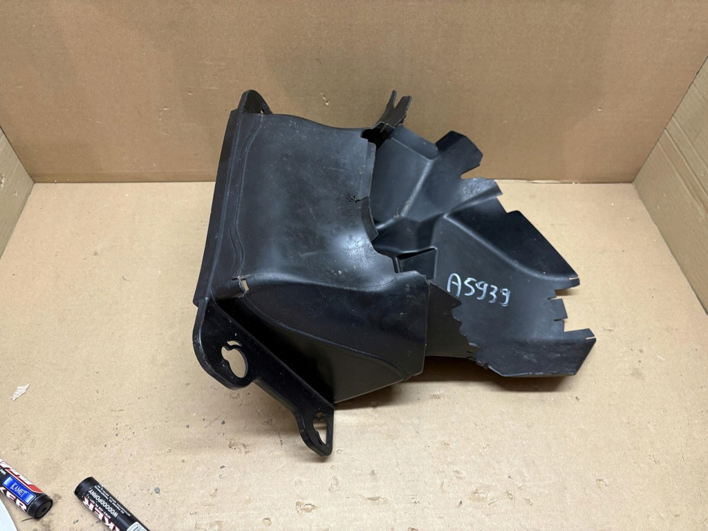 Vw touareg iii audi a3 8v повітропровід повітря 8v0121674 760117336a a3 8v Оригінал