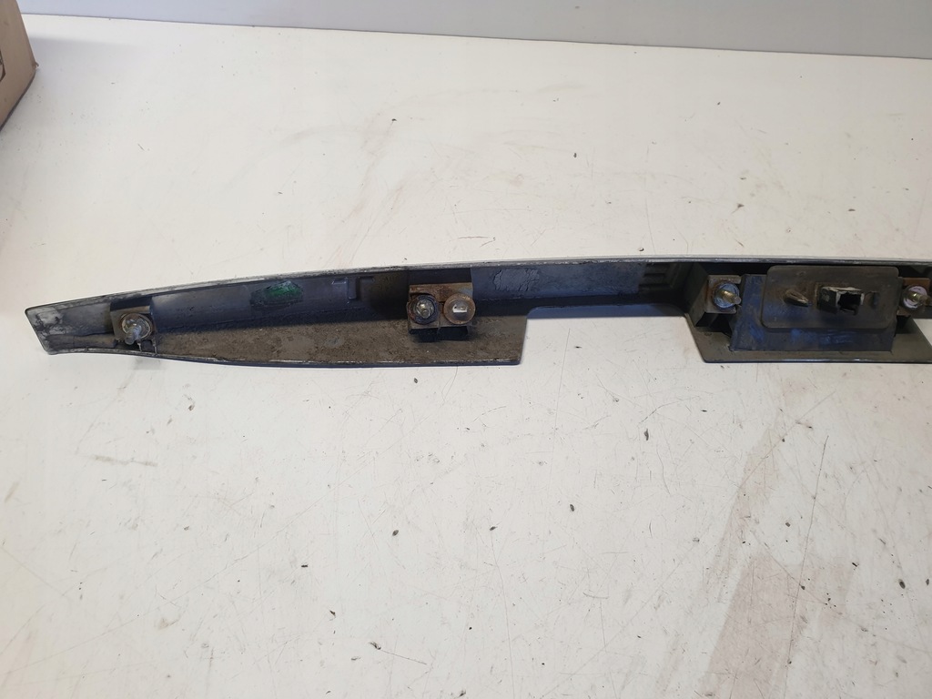 фото №5, Накладка кришки багажника peugeot 407 sw kombi