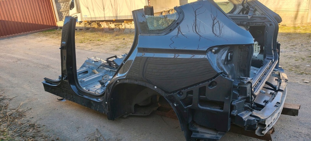 фото №1, Bmw x5 f15 поддон обрезанный задняя кузов pas задний крылья