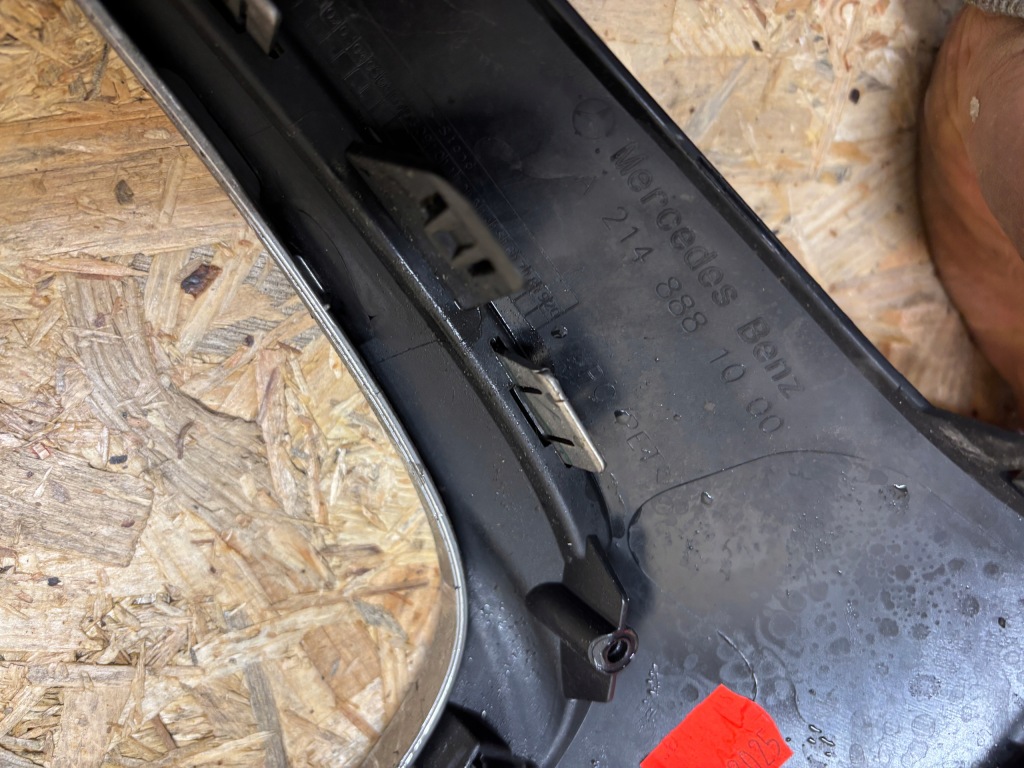 Mercedes e klasa w214 рамка решітка хром a2148881000 решітка радіатора Зі Шроту